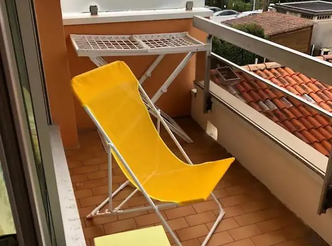 42m With 2 Balconies Near And Center Appartement